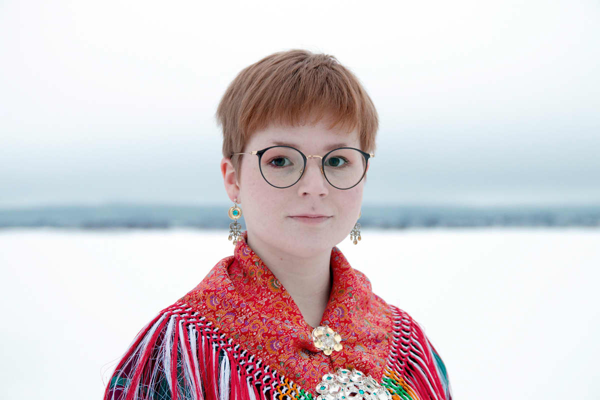 Anne Olli valittiin vuoden 2018 sateenkaarinuoreksi ja LHBTIQ-aktivistiksi.
