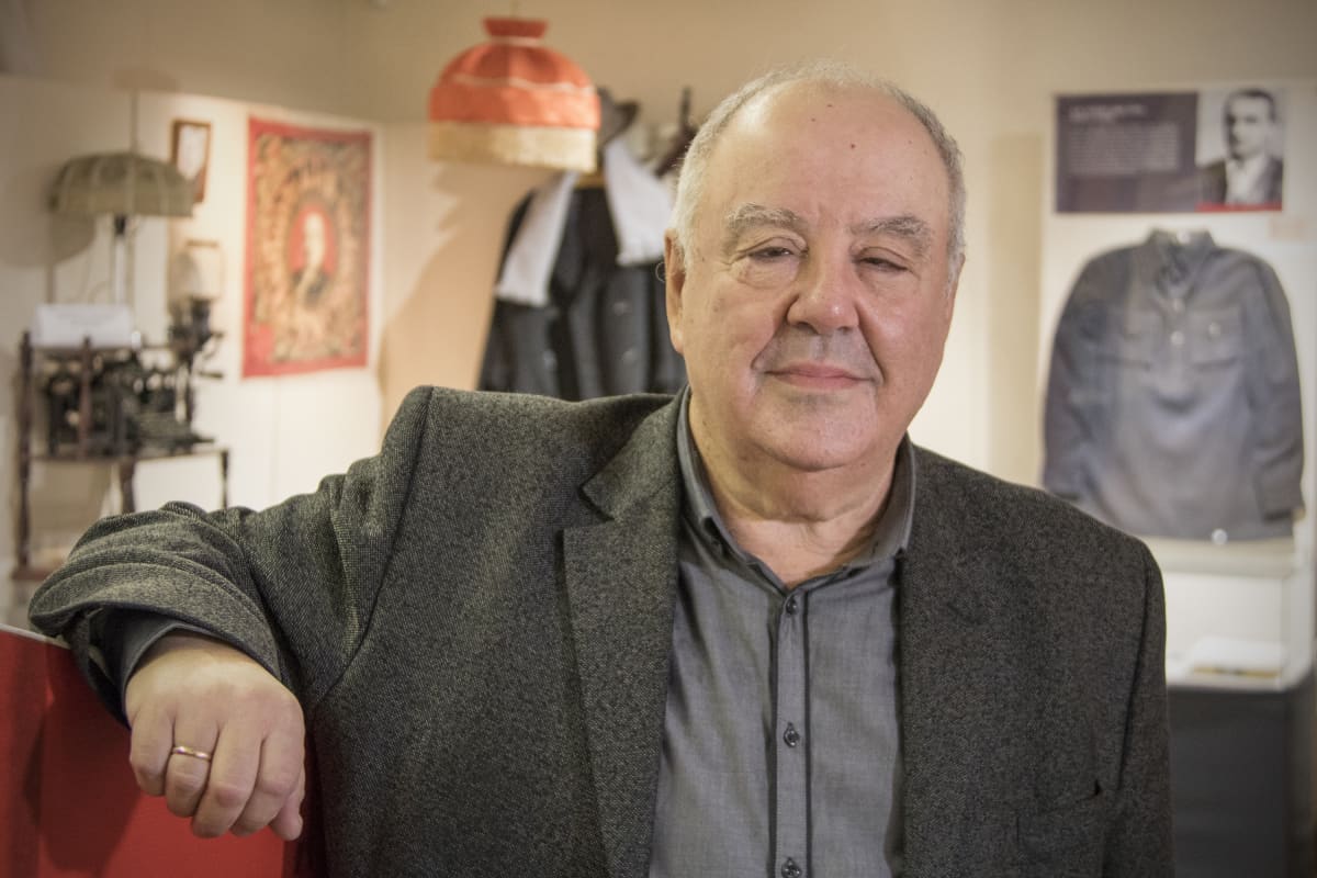 Museonjohtaja Mihail Goldenberg