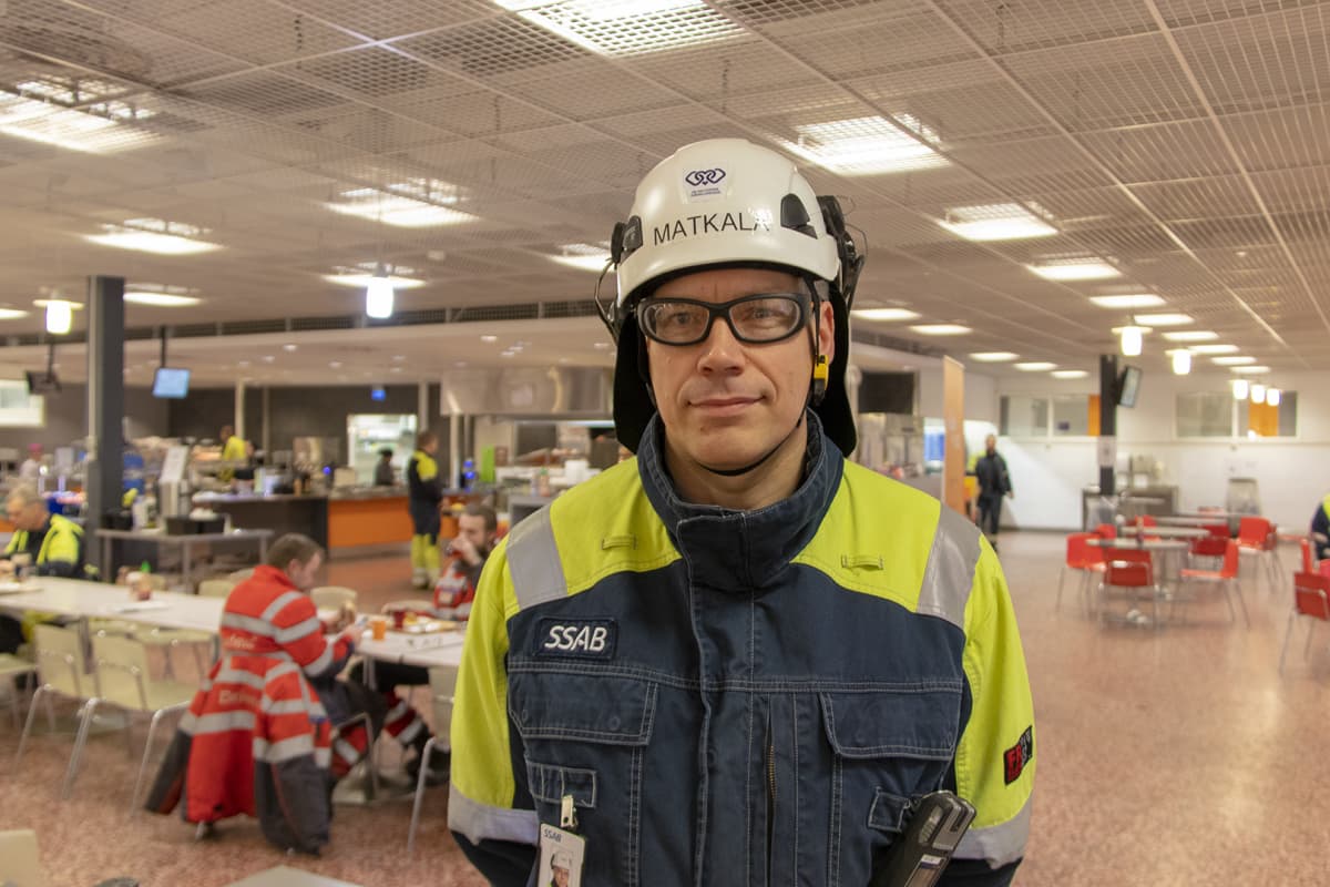 Tehtaanjohtaja Jarkko Matkala tuntee ruokalan jo yli 20 vuoden takaa, kun hän tuli töihin Rautaruukille.