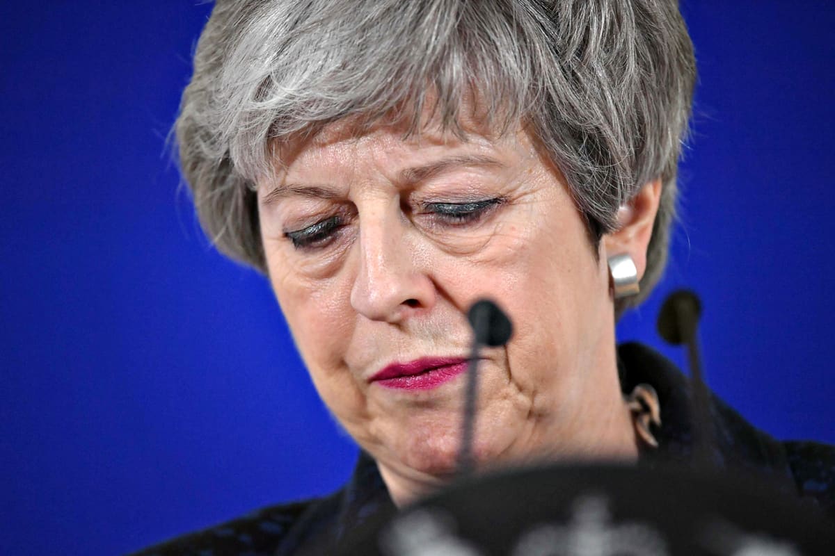Britannian pääministeri Theresa May tiedotustilaisuudessa Brysselissä 21. maaliskuuta.