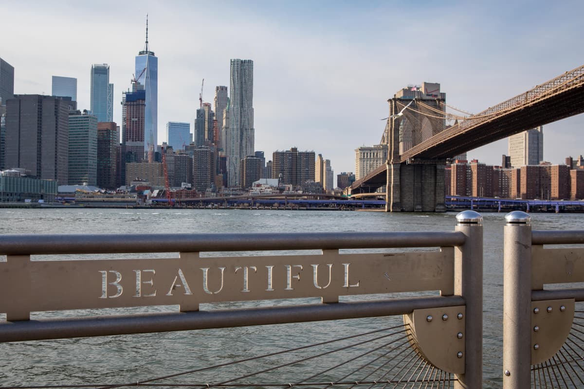 Näkymä Manhattanille New Yorkissa.