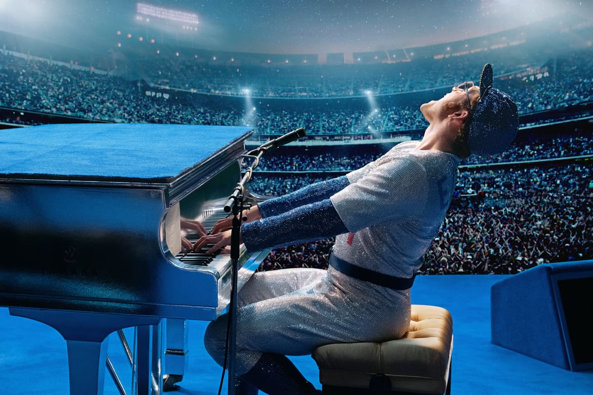 Taron Egerton esittää Elton Johnia Rocketman -elokuvassa.