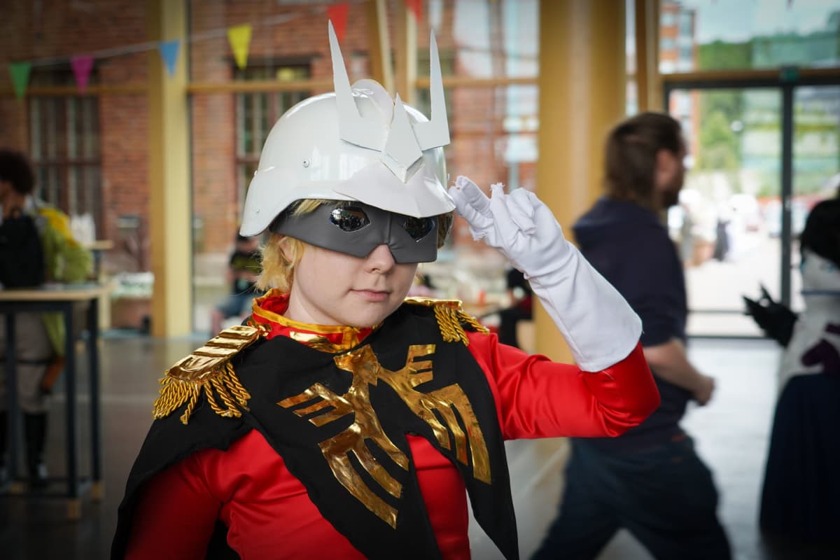 Desucon, Laura Veijalainen, cosplay, Gundam. Char Aznable