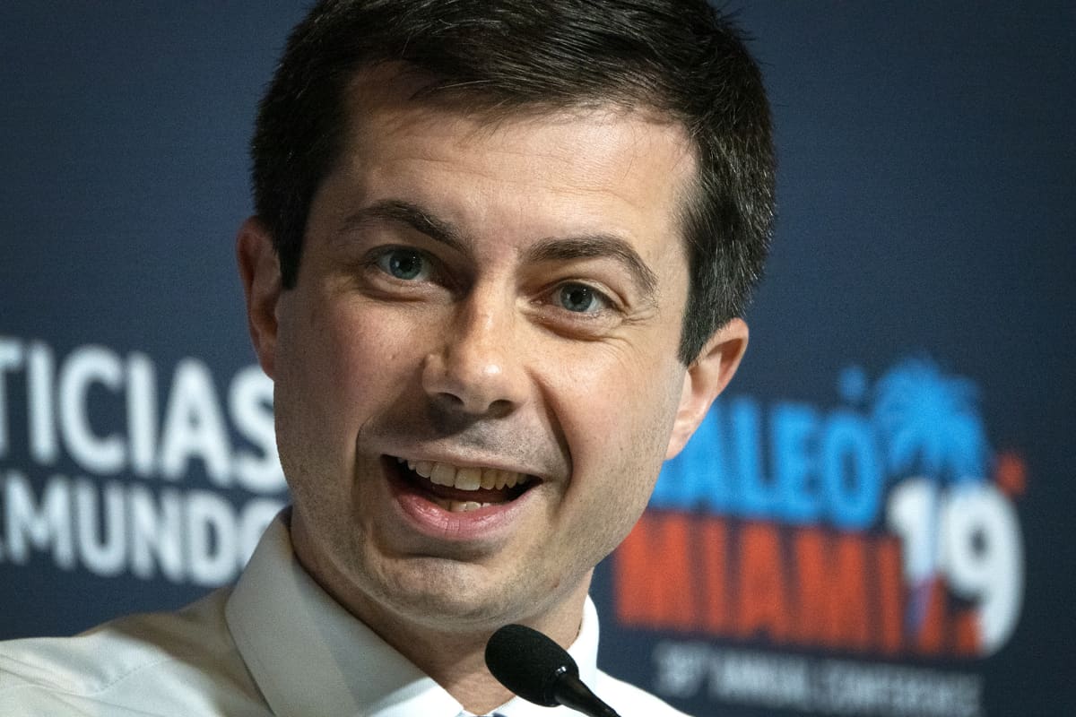 Pete Buttigieg kuvattuna Miamissa 21. kesäkuuta.