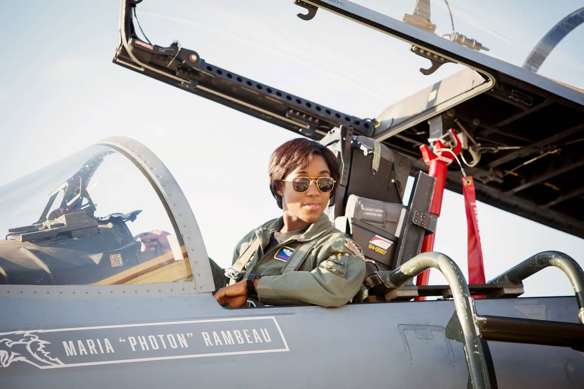 Lashana Lynch näyttelee Captain Marvel -elokuvassa.