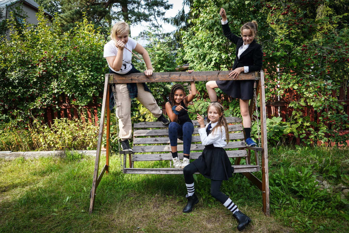 Velhokoulu, larppaus, Lumi Aro, Ida Airikkala, Silja Arajärvi, Elina Arajärvi
