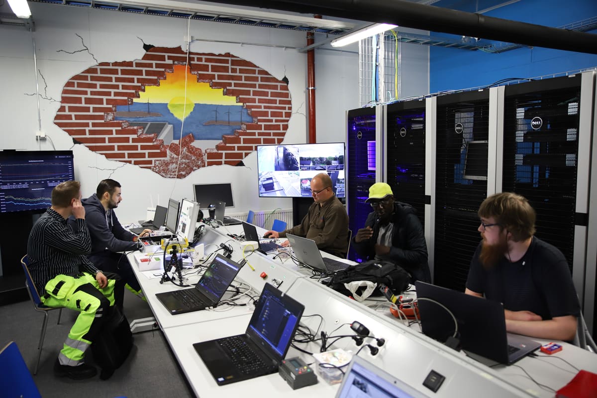 Ekamin datacenter