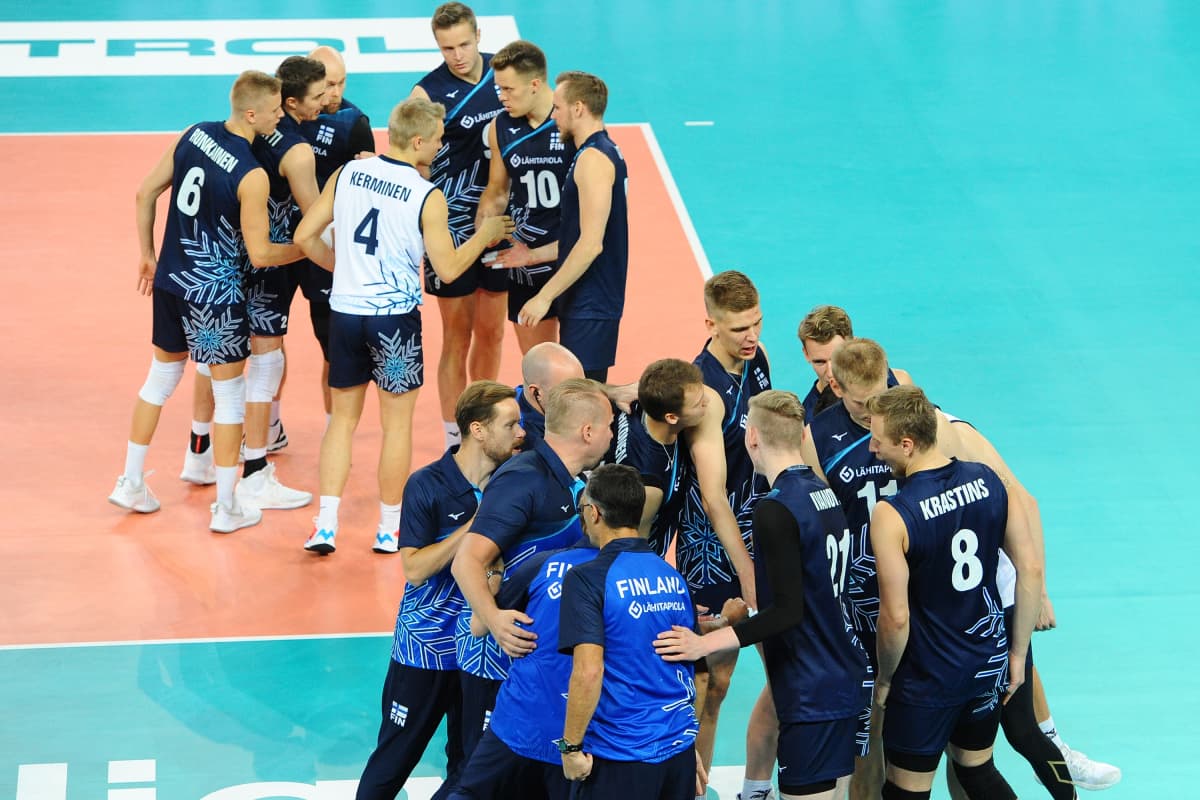 Suomen lentopallomaajoukkue