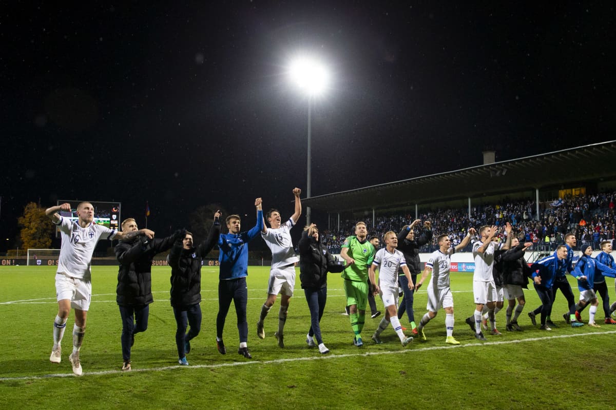 Huuhkajat - Armenia pelin jälkeen