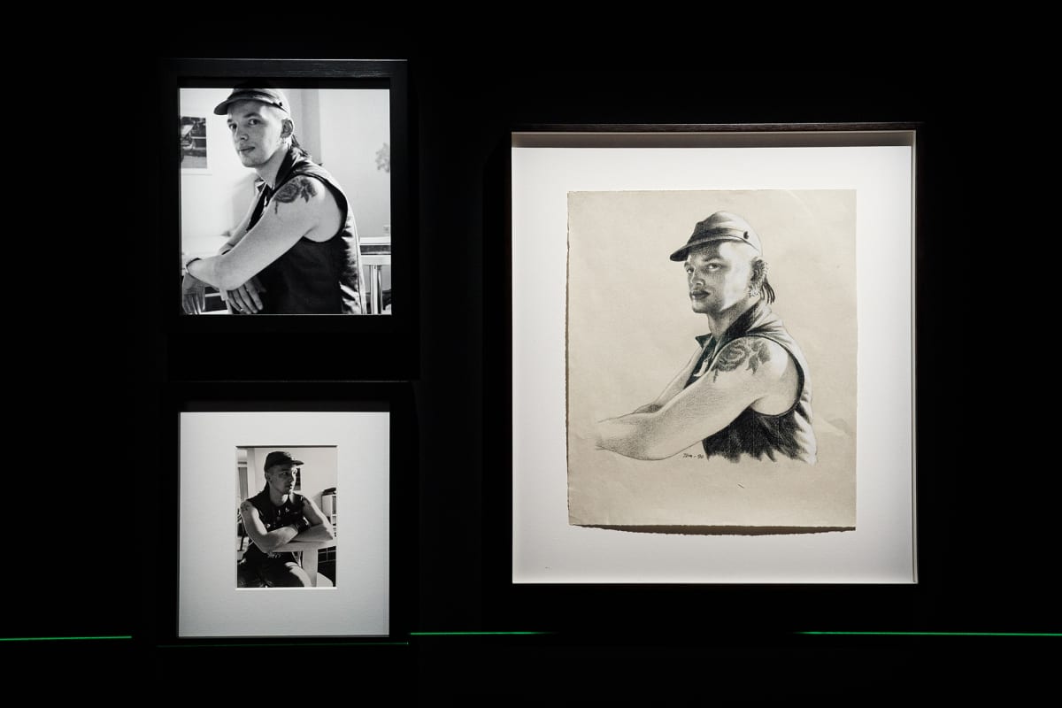 Tom of Finland -näyttelyn pystytystä Tallinnassa.