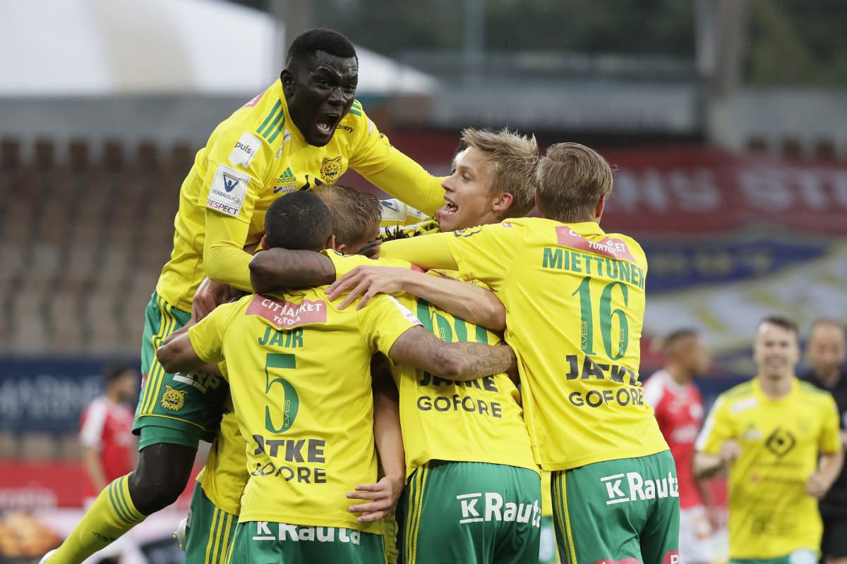 Ilves jalkapallo, maali