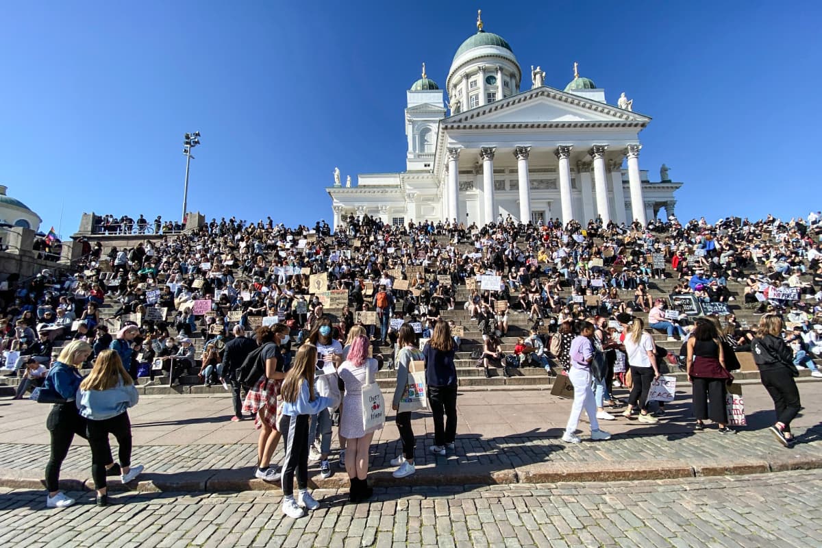 Helsingin Senaatintorilla järjestään rasismia vastustava mielenosoitus tänään kello 17 alkaen