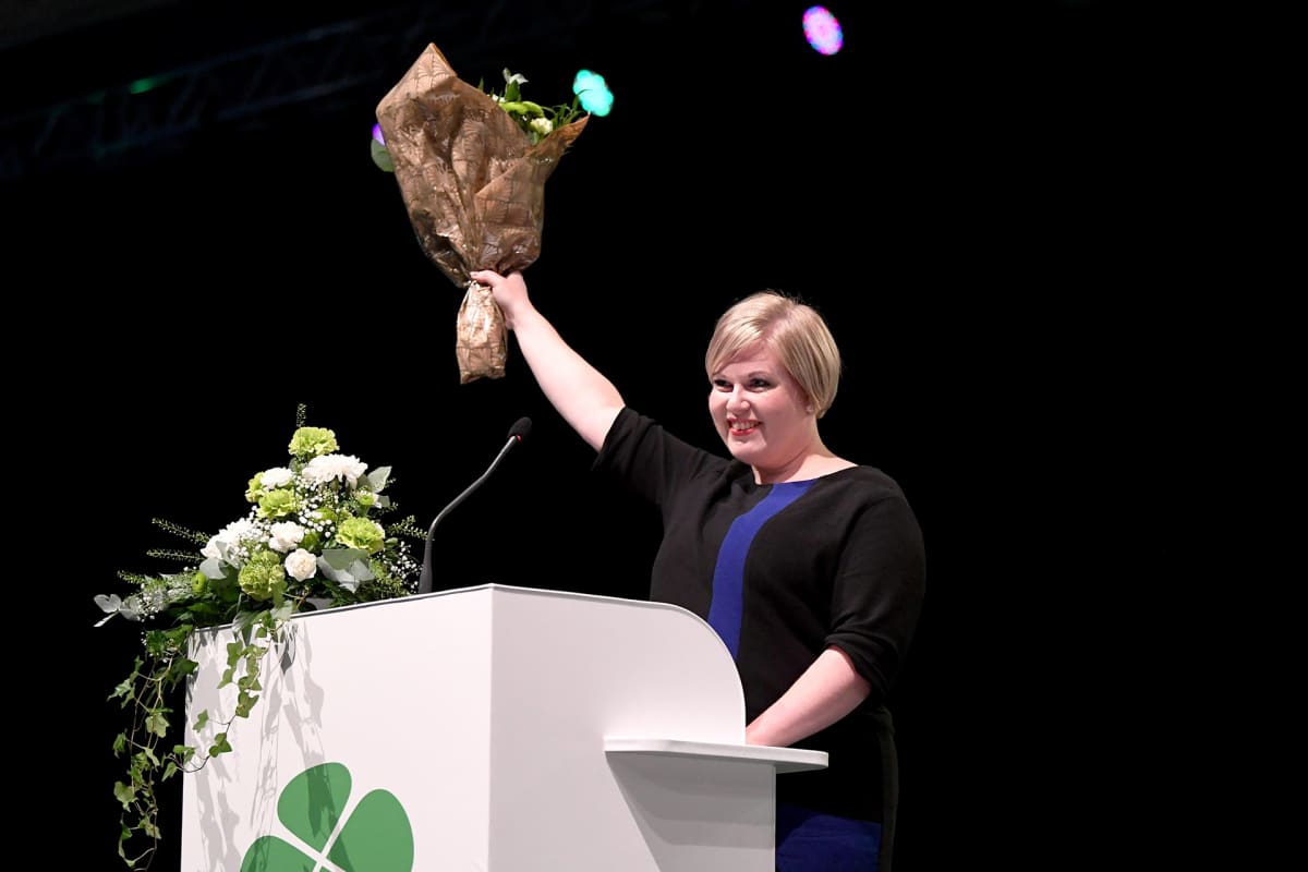 Keskustan puheenjohtajaksi valittu Annika Saarikko keskustan puoluekokouksessa Oulussa 5. syyskuuta 2020.