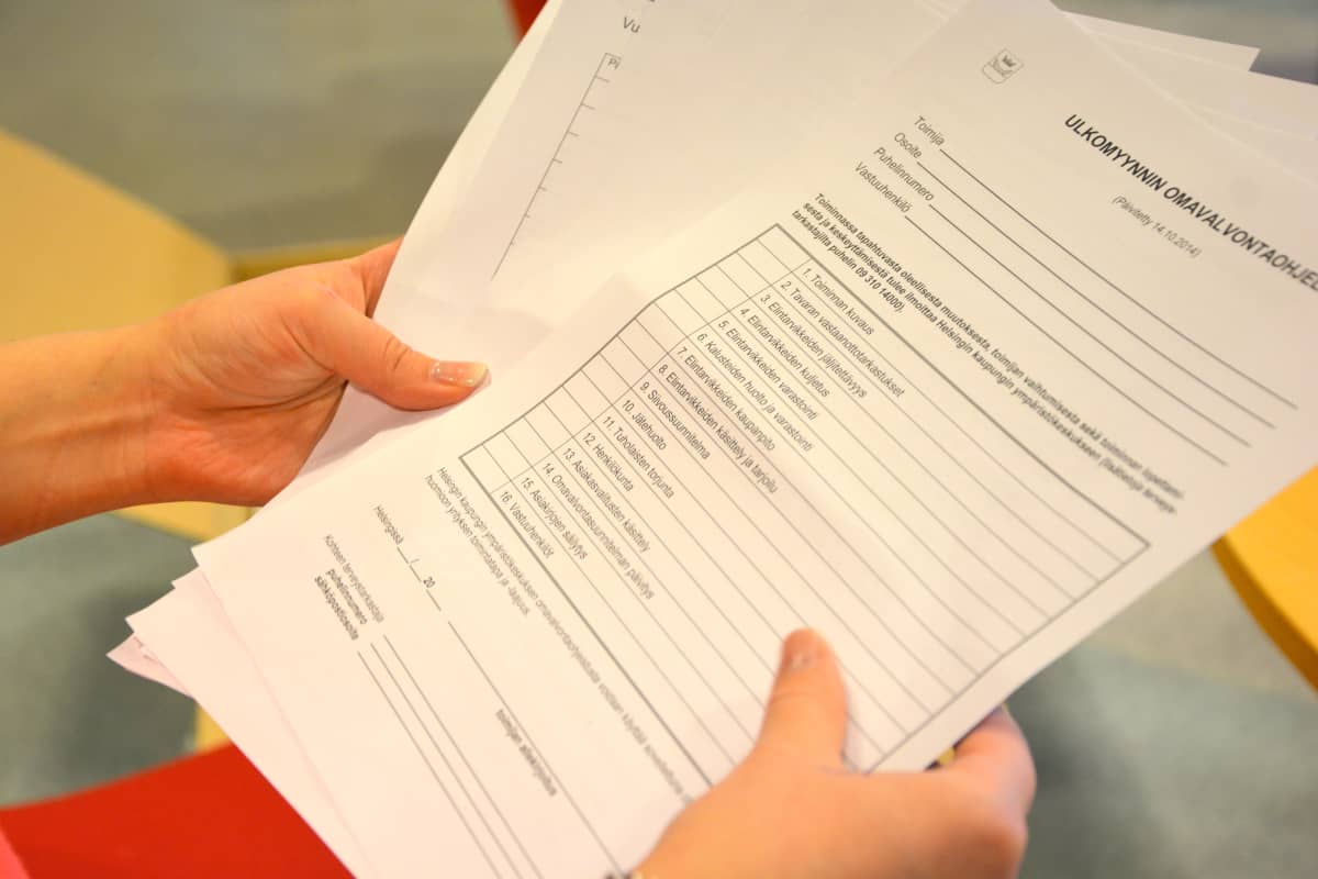 13-sivuinen ulkomyynnin valvontaohjelma.