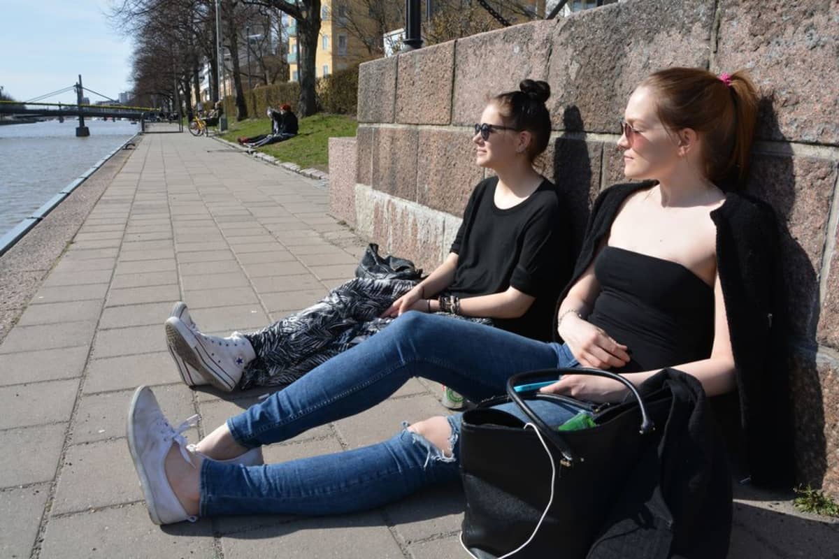 Mihinkään ei ole kiire, kun aurinko hellii.