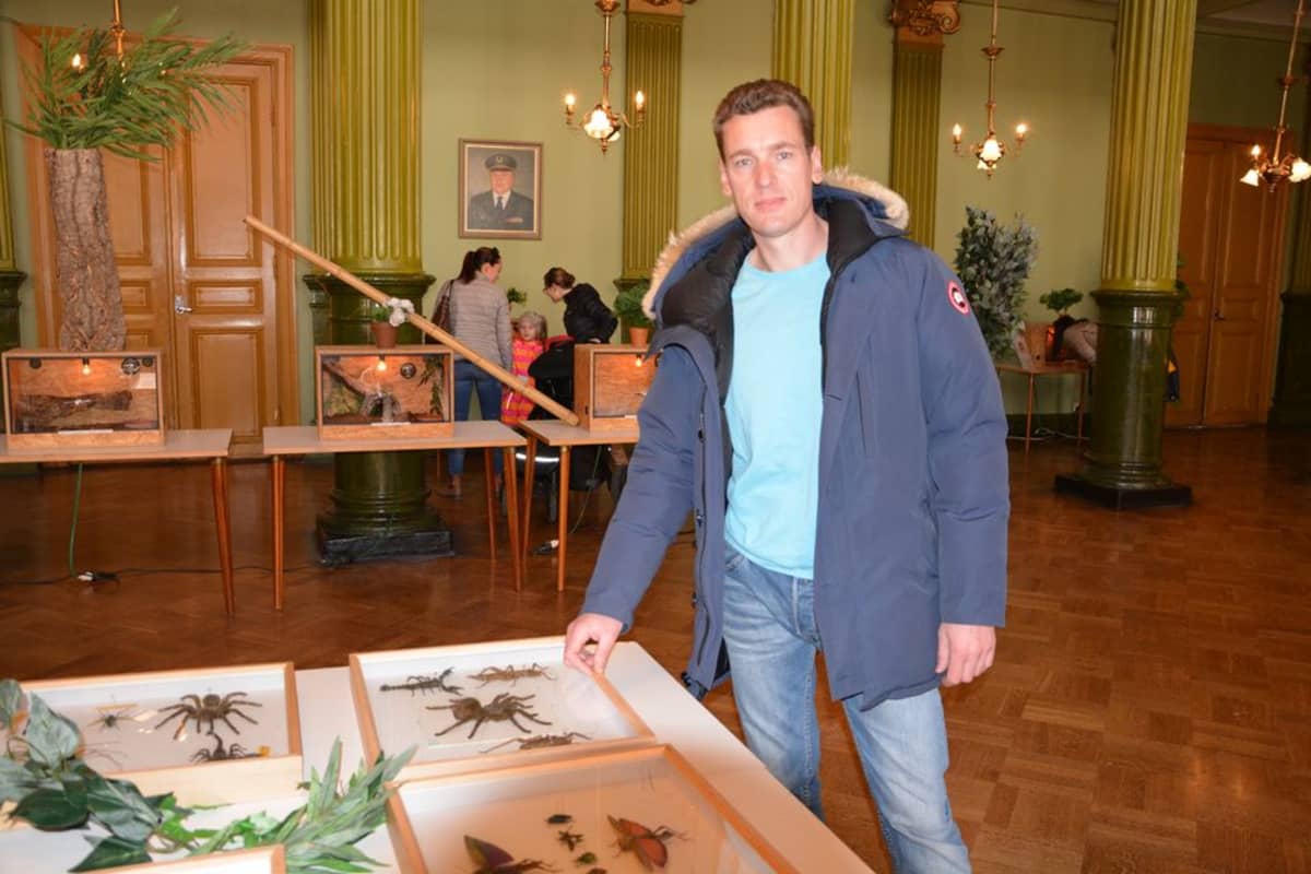 Hämähäkkiharrastaja Anton Bohnstedt.