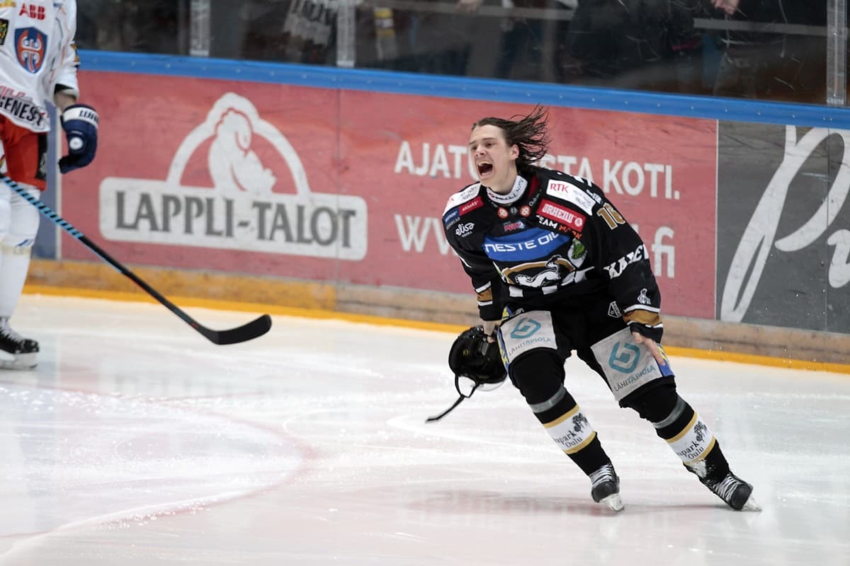 Sebastian Aho ja kultatuuletus vuosimallia 2015