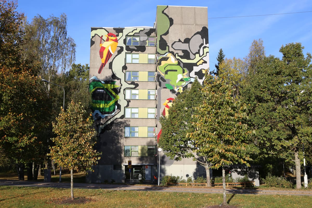 Kerrostalo Laivateollisuudenkadulla Turun Pansiossa.