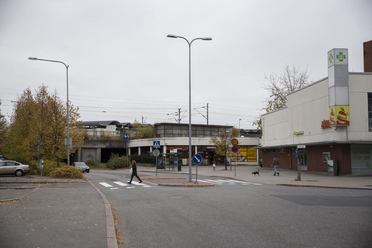 Pukinmäen asemanseutu, Helsinki