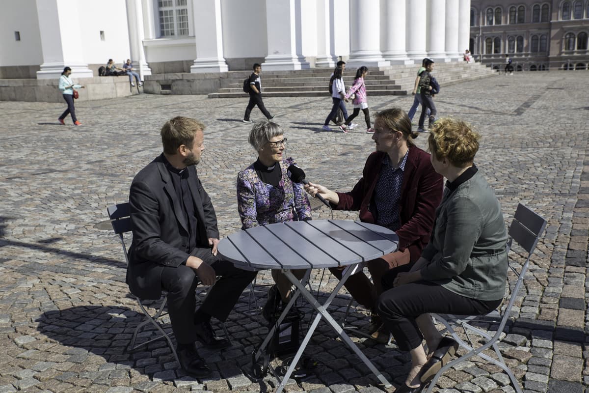 Ylen toimittaja Vesa Marttinen tenttaa Helsingin piispanvaalin ehdokkaita