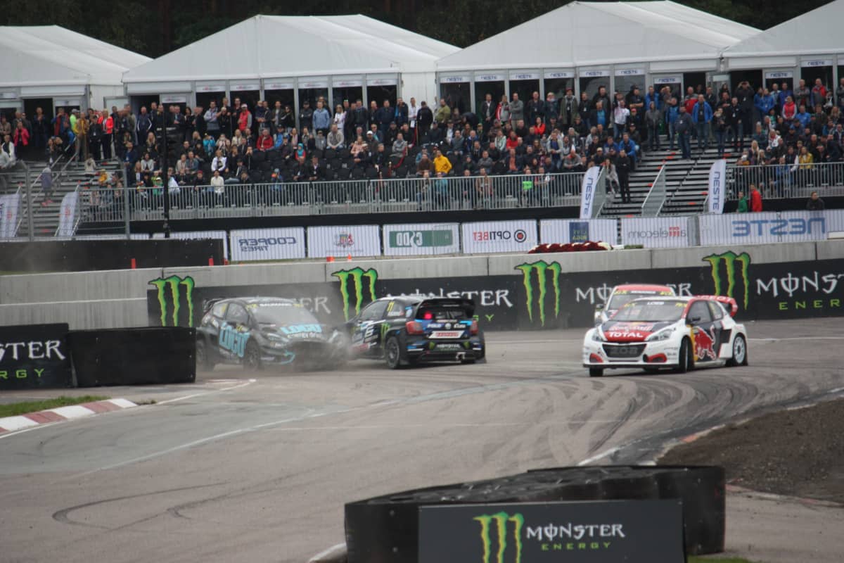 Petter Solbergin onnettomuus rallicrossin MM-sarjassa Latviassa.