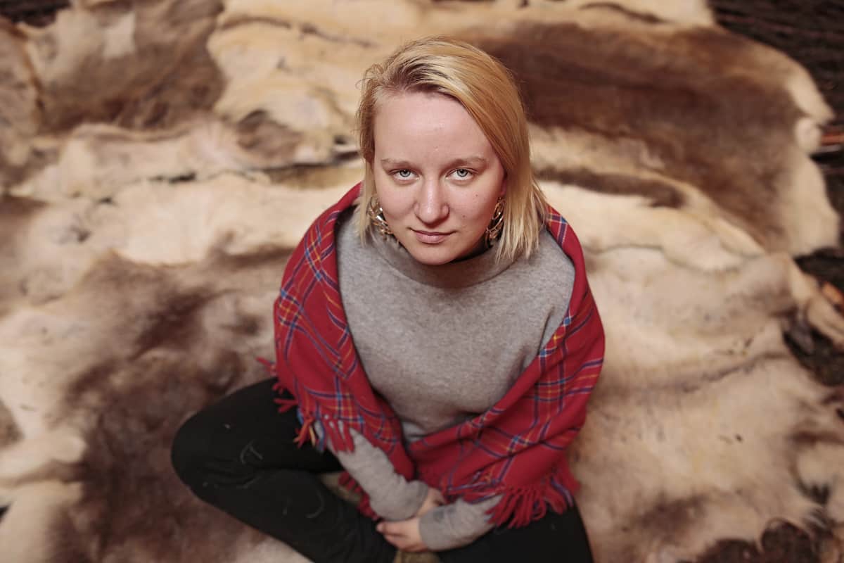 Petra Laiti kodassa.
