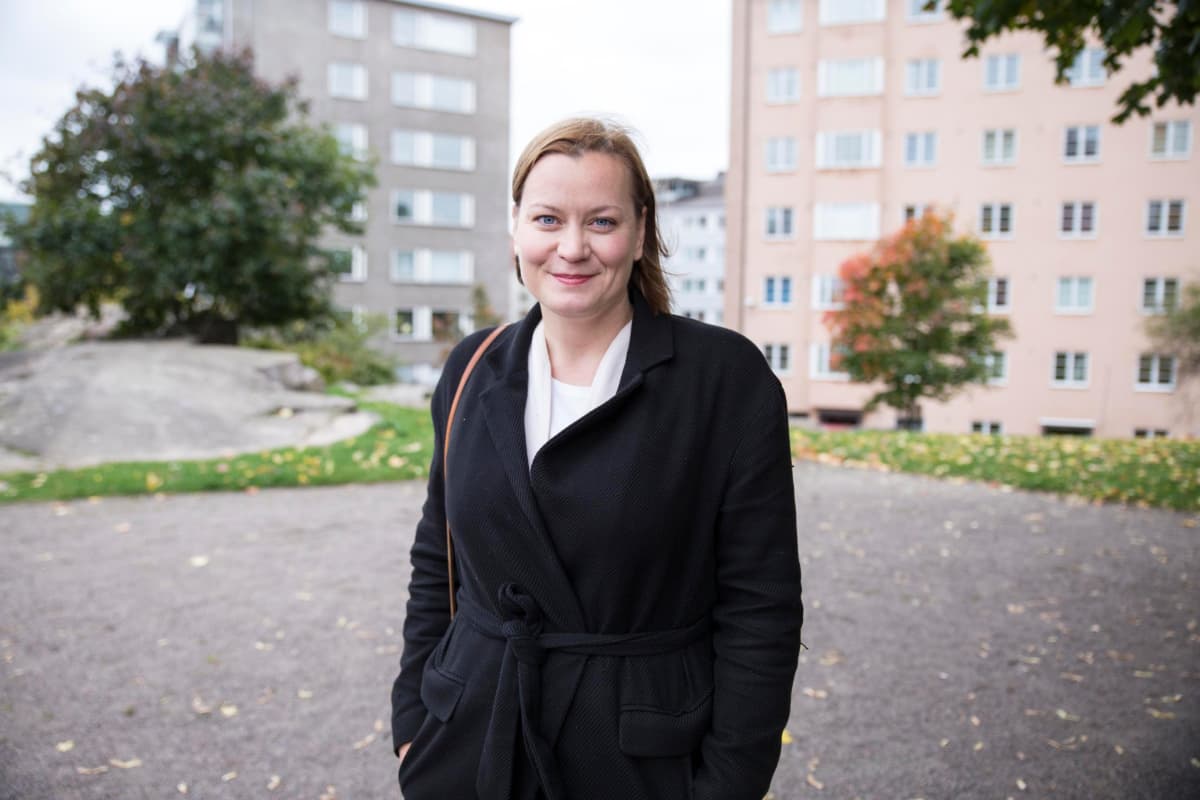 Feministisen puolueen puheenjohtaja Katju Aro