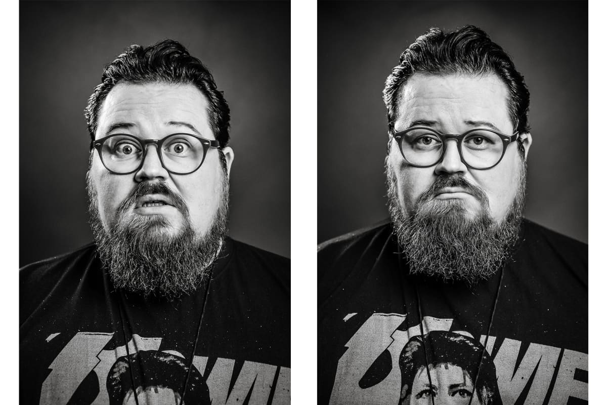Pete Poskiparta demonstroi mikroilmeitä