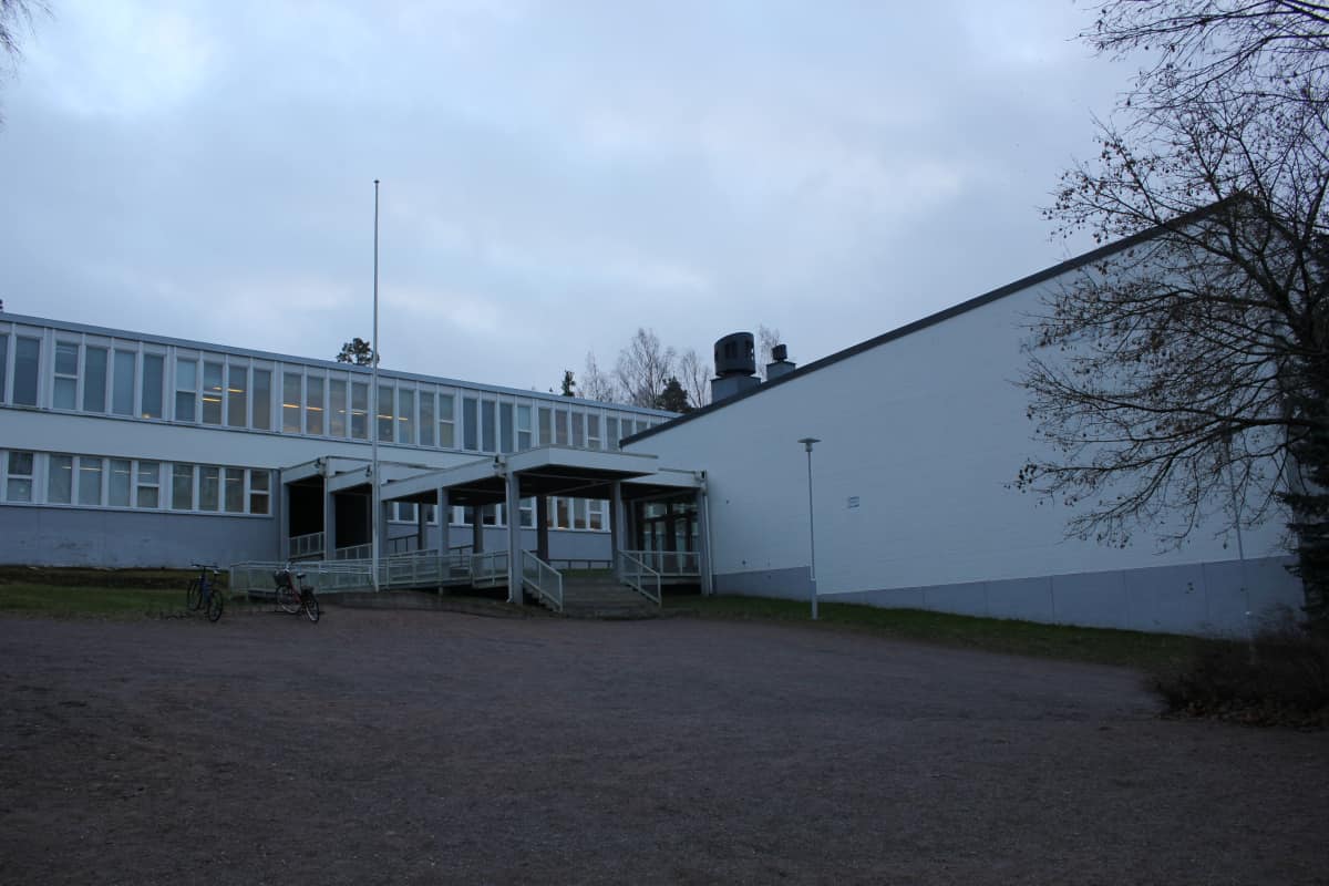 Hakalan koulu