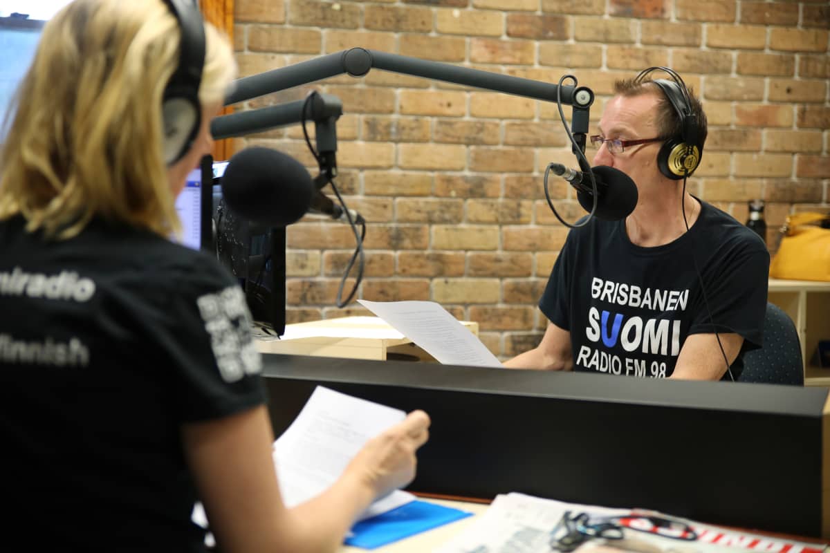 Olinit radiossa