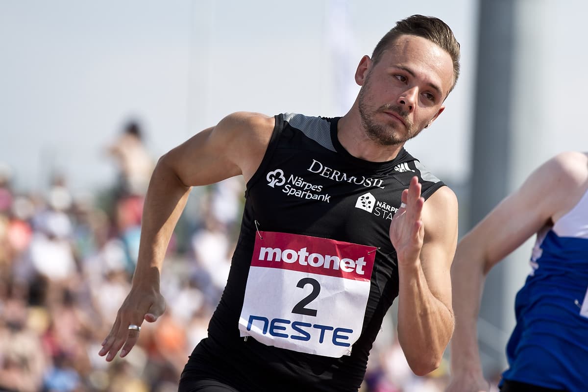 Jonathan Åstrand vann FM-brons på 200 meter.