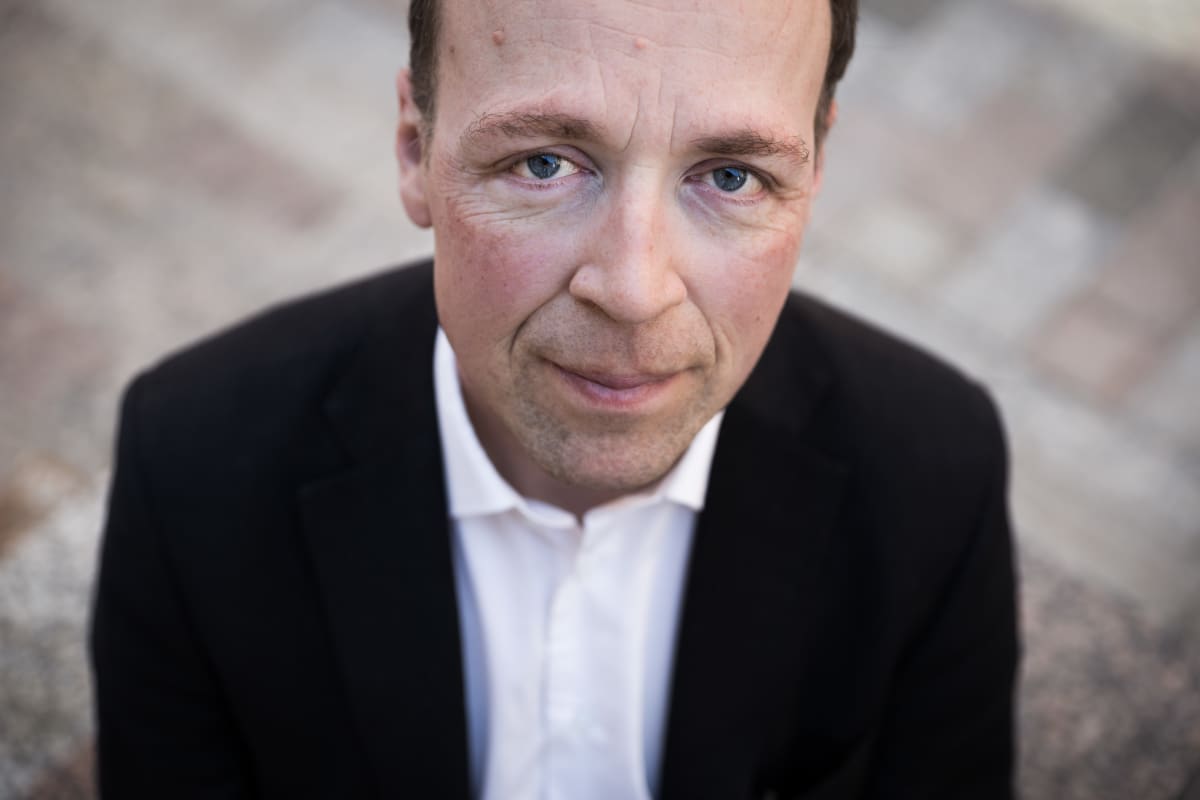 Jussi Halla-ahosta lähikuva.