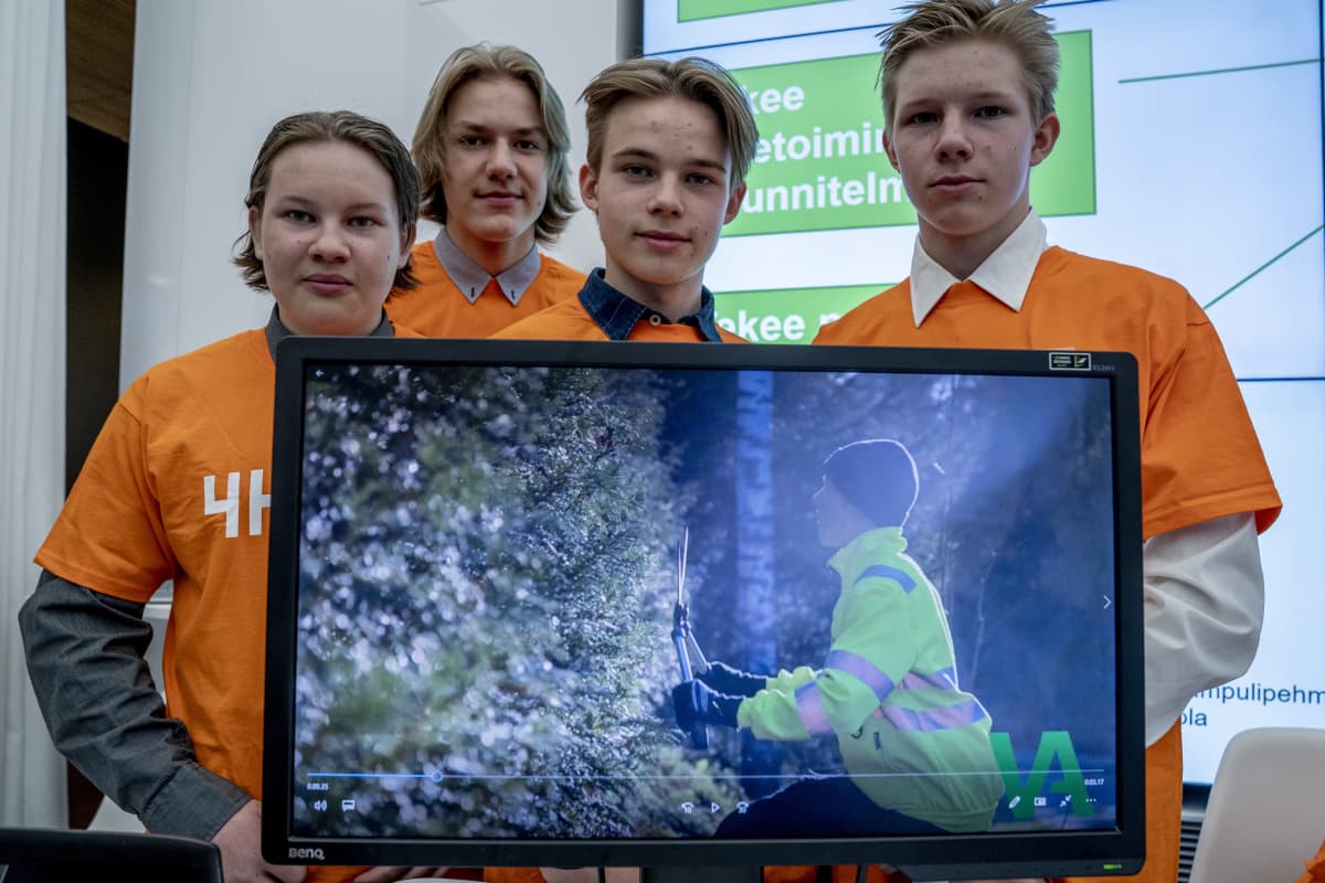 Nuoret 4H-yrittäjät markkinointi-tapahtumassa Helsingissä