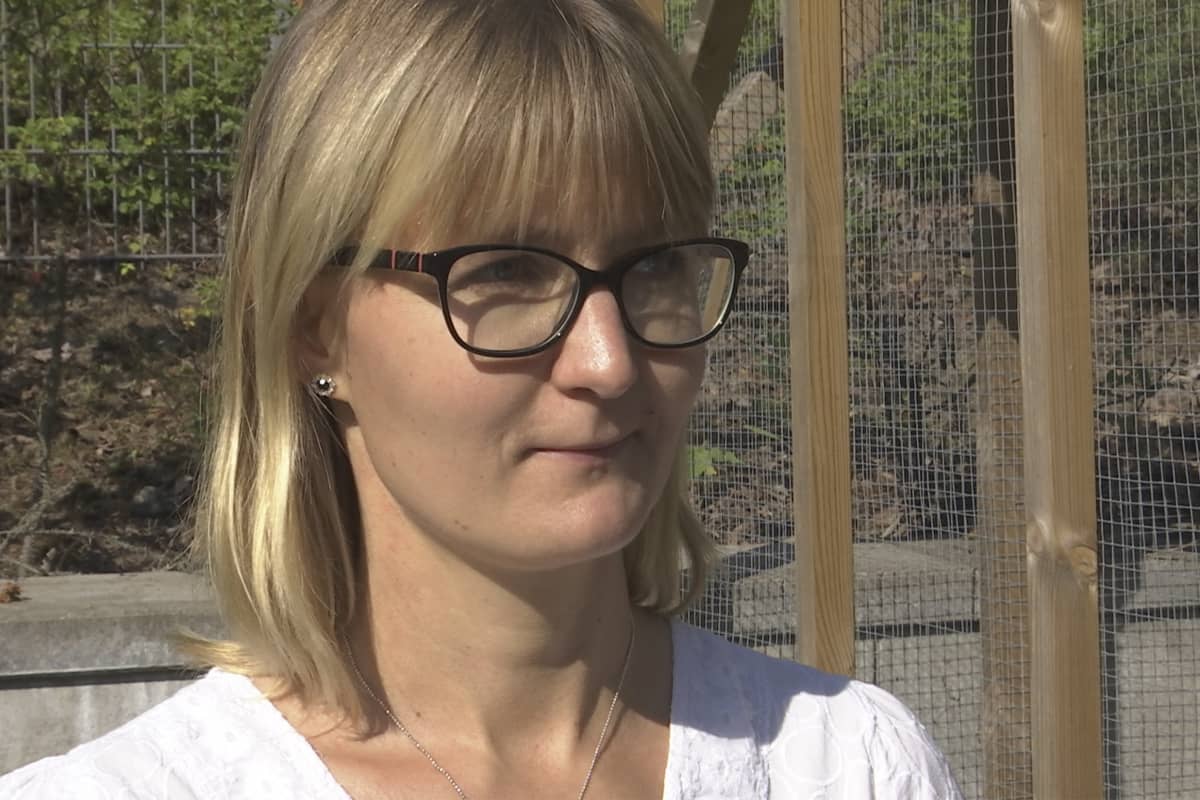 Palveluvastaava Heidi Leppänen, Viherlaakson muistipalvelukeskus.