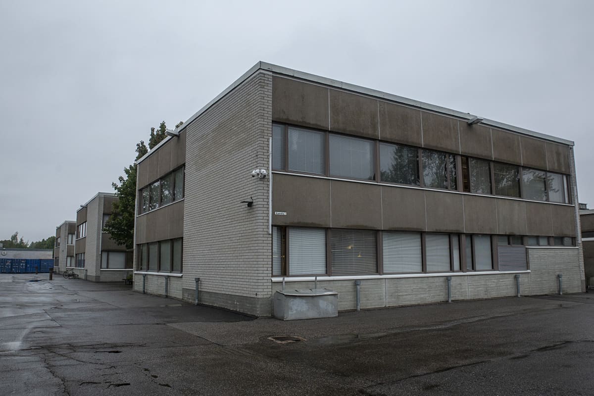 Vartiokylän ala-asteen väistötila Malmilla.