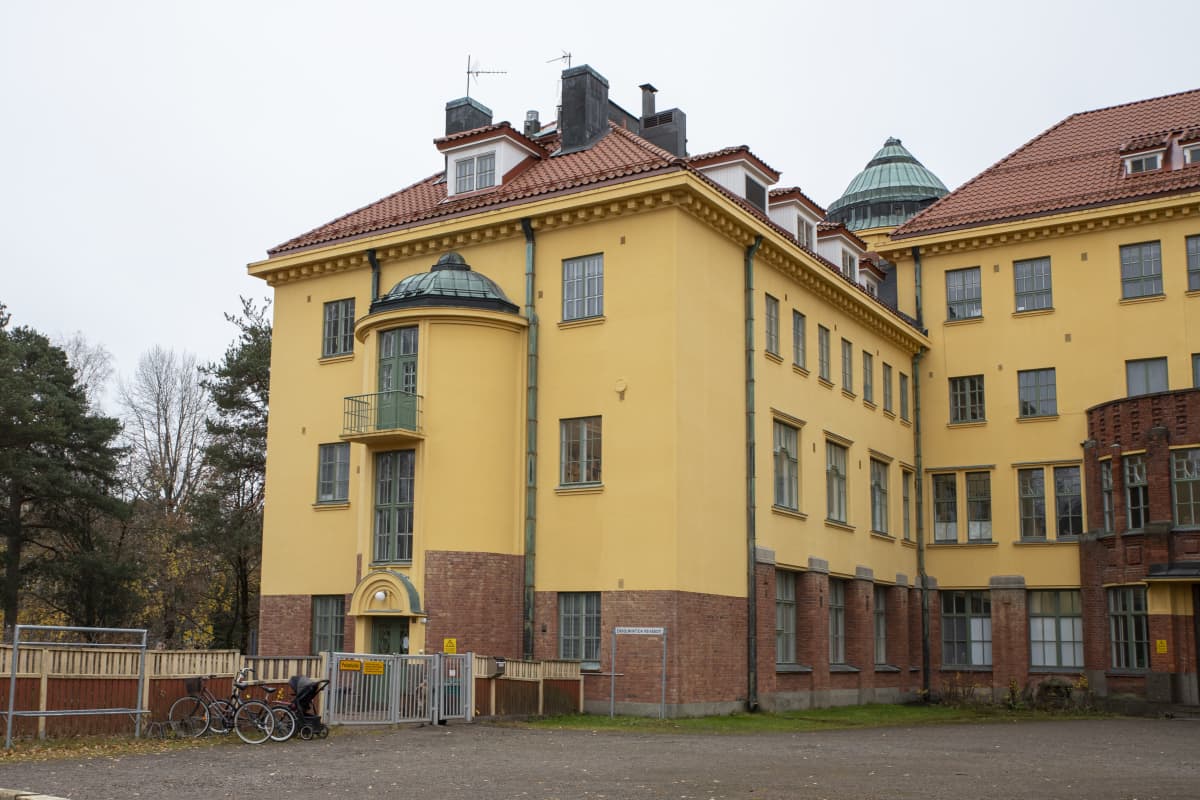 Ekholmintien Päiväkoti ulkoa kuvattuna.