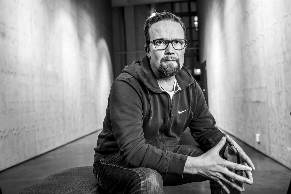 Petteri Summanen kuvattuna Korjaamolla Helsingissä