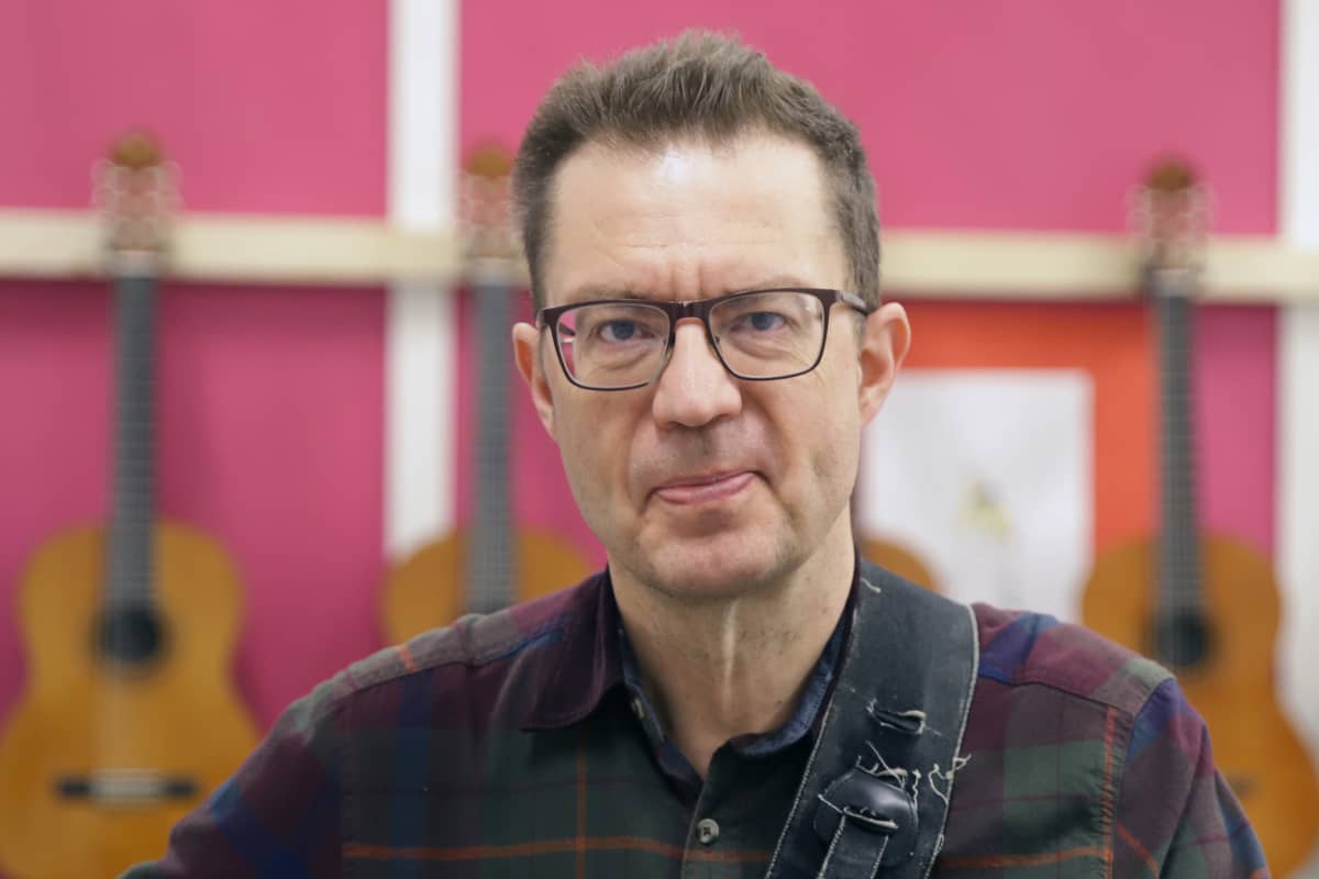Musiikin lehtori Antti Taipale