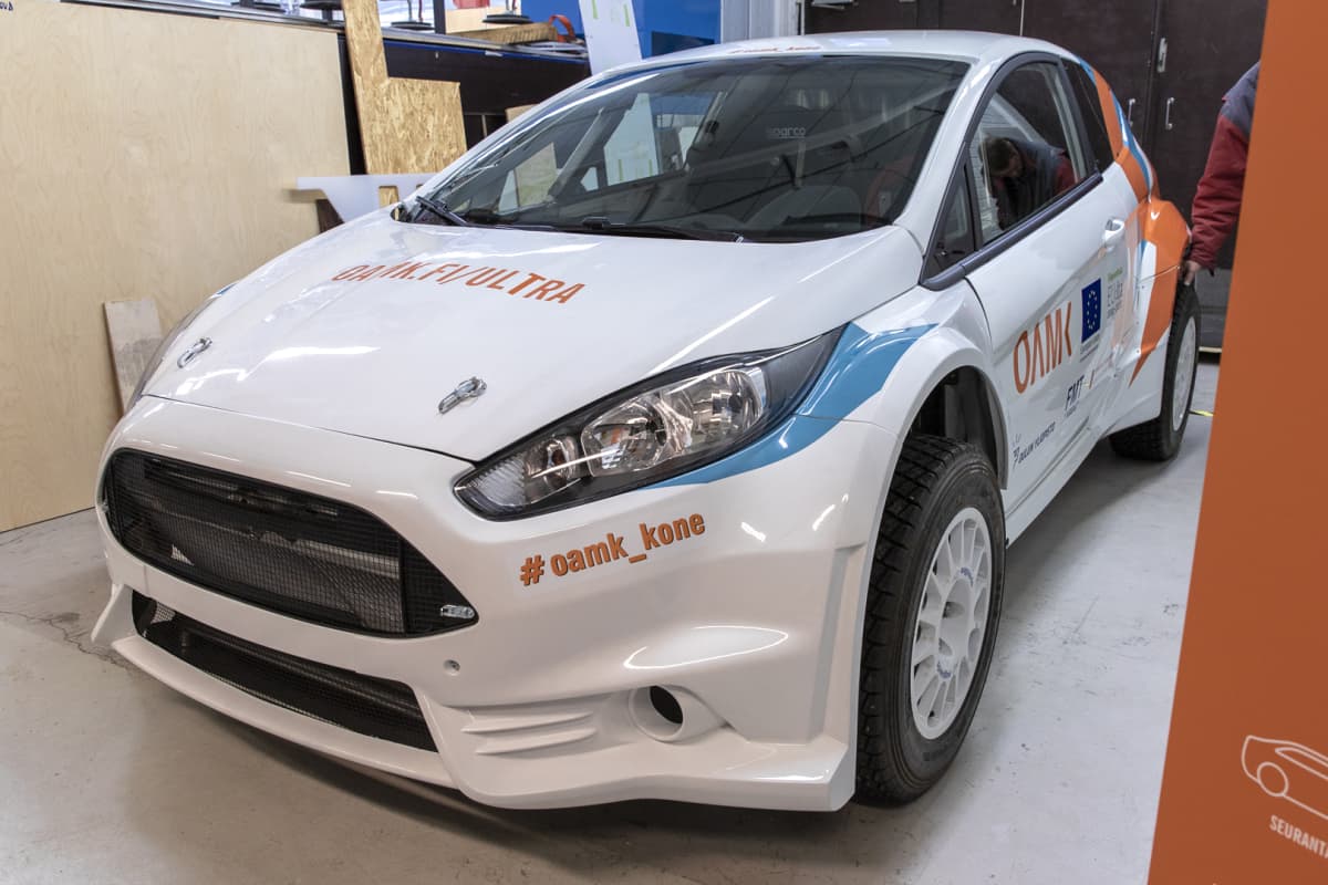 OAMK rakennettu ralliauto