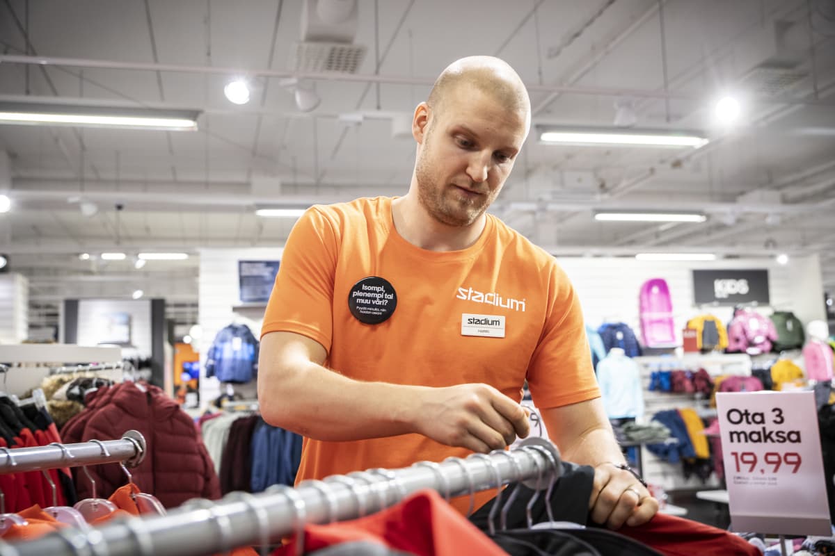 Kuopion Stadium -liikkeen myymäläpäällikkö Harri Savander