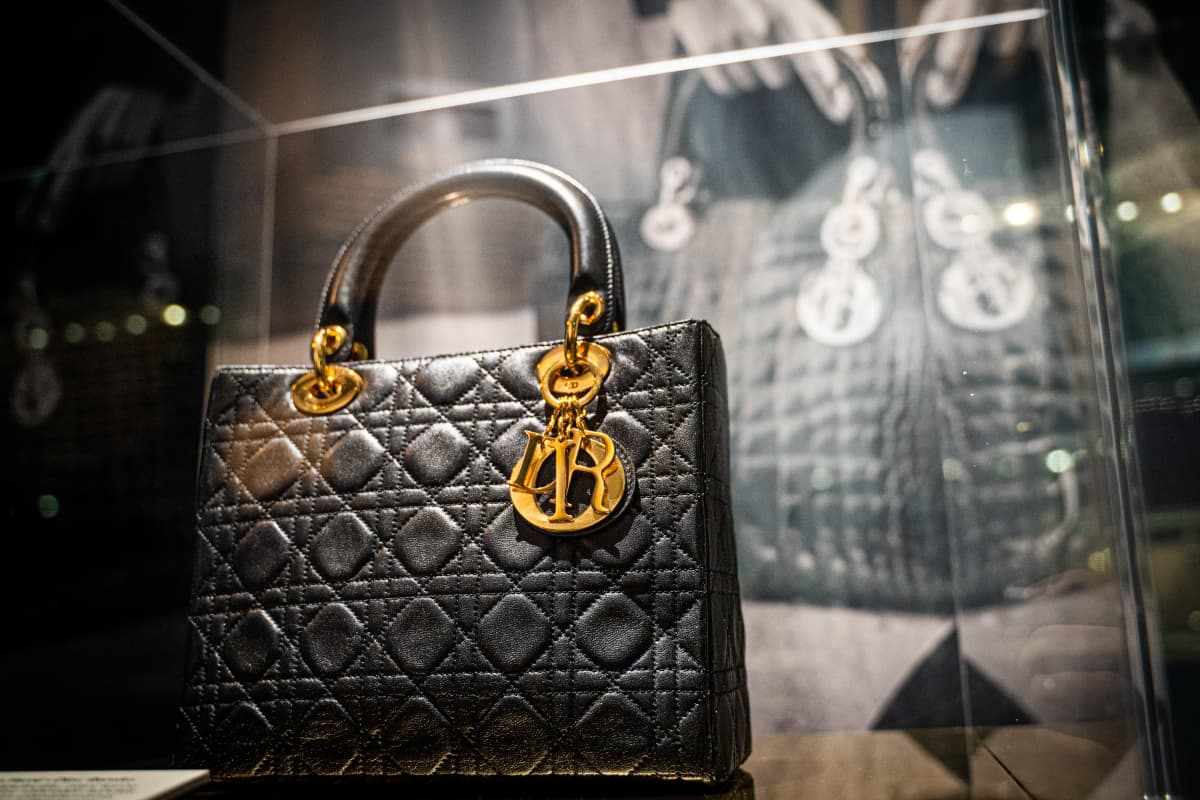 Lady Dior -laukku