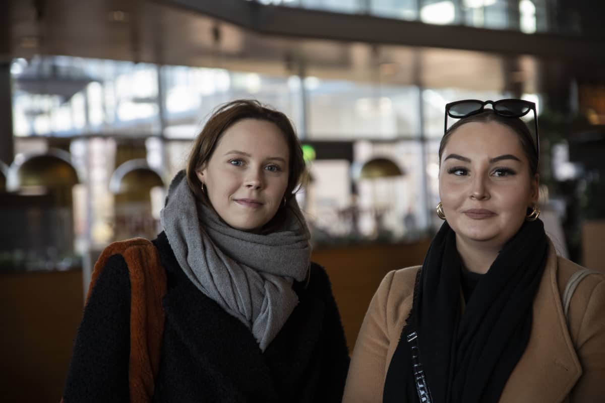 Elisabet Kukkonen, Moona Lymi