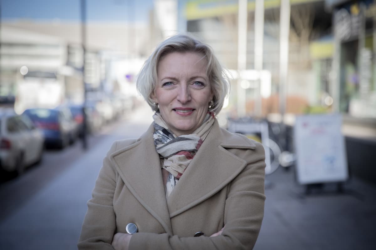 Minna Vanhala-Harmanen on Barona Oy.n toimitusjohtaja.
