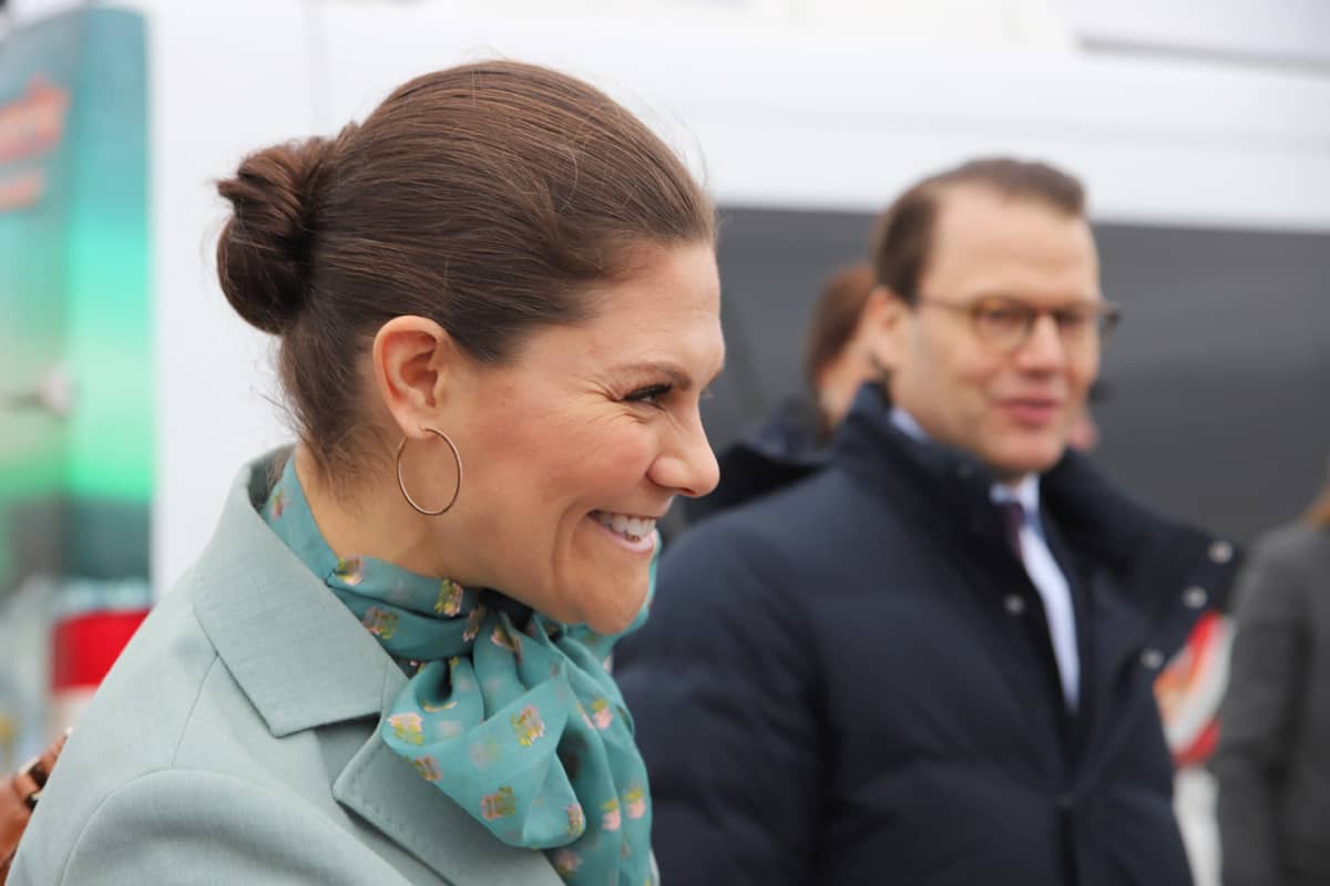 Kruununprinsessa Victoria ja prinssi Daniel vierailulla Ruotsin Pellossa.