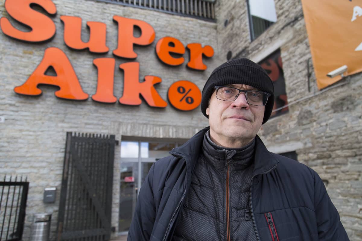 Imre Poll , Super Alkon Johtaja , Tallinna