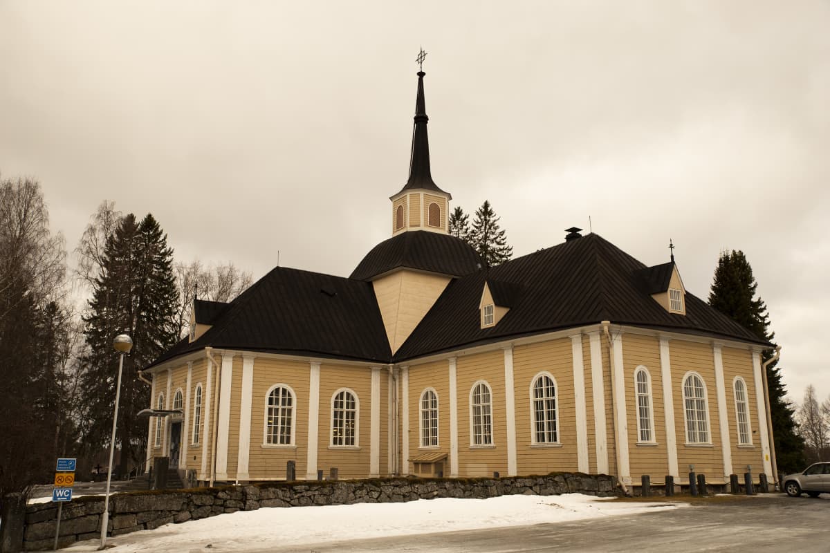 Kustaa Aadolfin kirkko Iisalmessa Pohjois-Savossa.