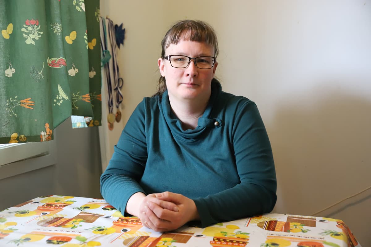 Teija Hakalin kodissaan Korialla.