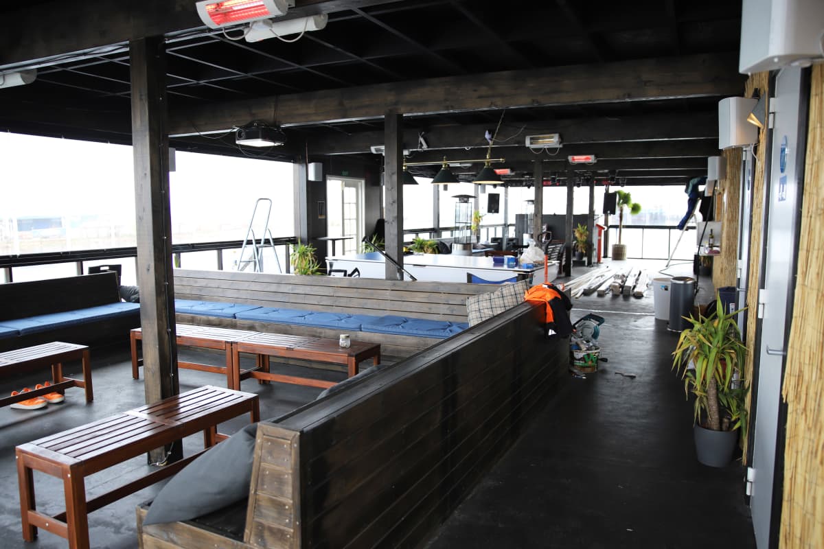 Ravintolalautta Ocean Bar Kotkan Kantasatamassa