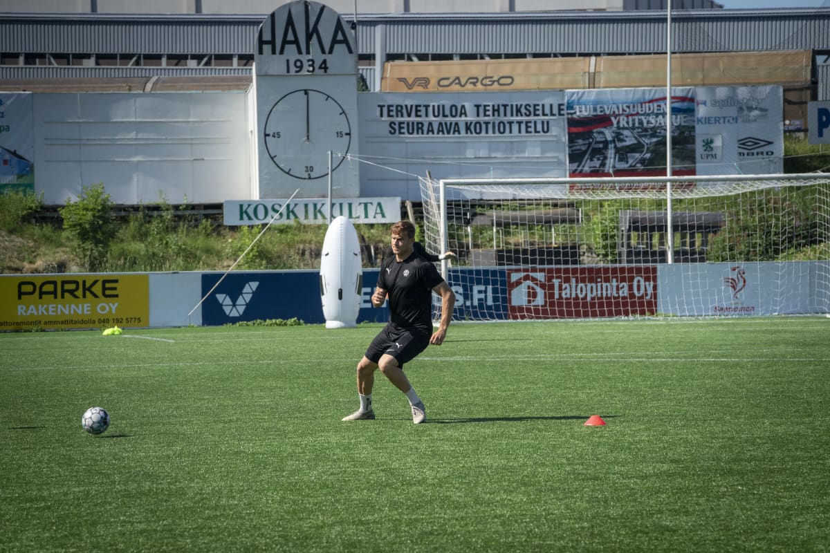 Jalkapalloilija Eero Markkanen