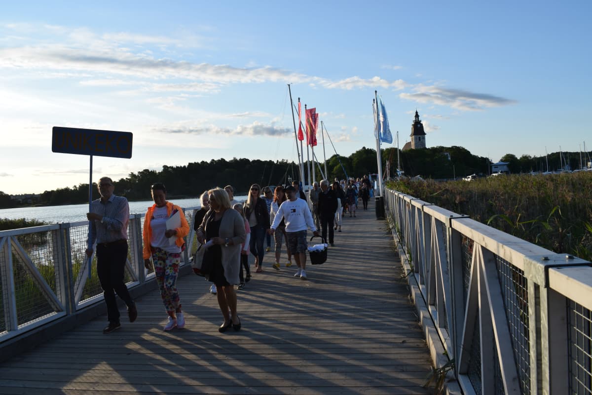 Unikeko-kulkue menossa Muumimaailmaan 27.7.2020